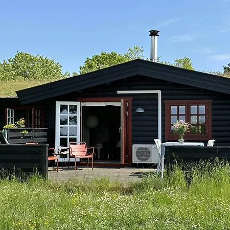 Log With View Of Meadow And Sea Holiday home Tranekaer
