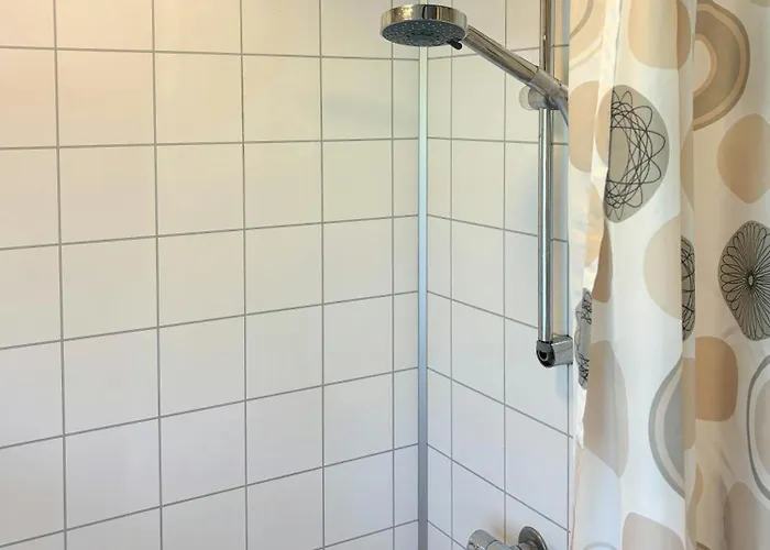 Feriehus Log With View Of Meadow And Sea Tranekær