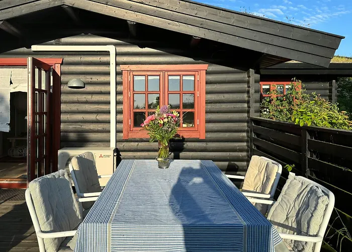 Log With View Of Meadow And Sea Feriehus Tranekær